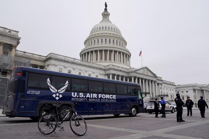 January 17, 2019 - PBS NewsHour full episode: asset-mezzanine-16x9