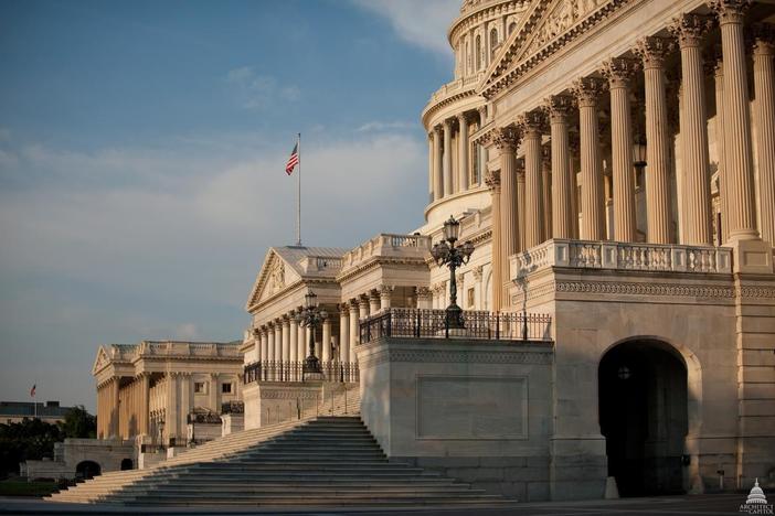 FULL EPISODE: The shutdown showdown continues: asset-mezzanine-16x9