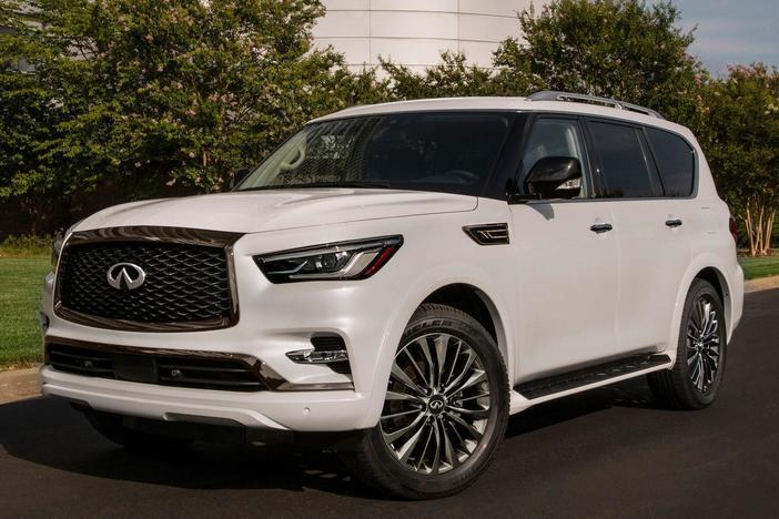2021 Infiniti QX80 & 2021 Kia Sorento: asset-mezzanine-16x9