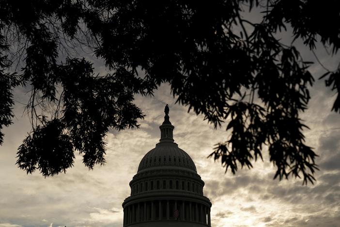 November 18, 2021 - PBS NewsHour full episode: asset-mezzanine-16x9
