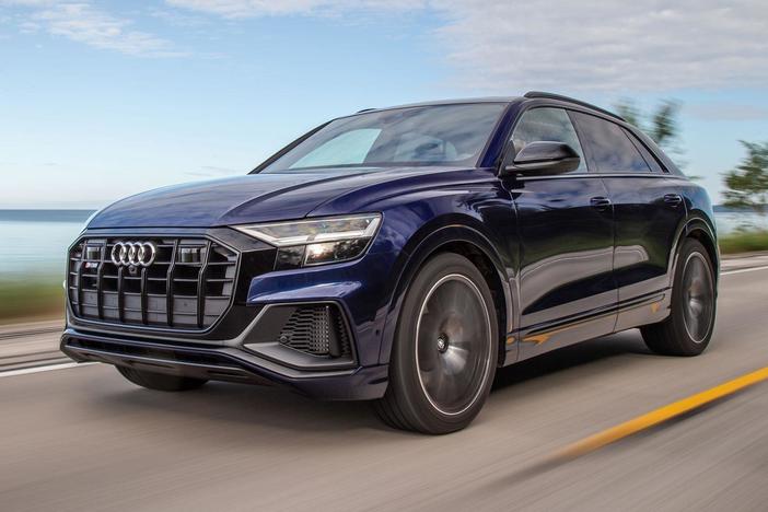 2021 Audi SQ8 & 2022 Volkswagen Taos: asset-mezzanine-16x9