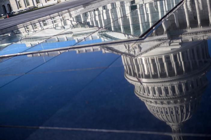 January 1, 2021 – PBS NewsHour full episode: asset-mezzanine-16x9