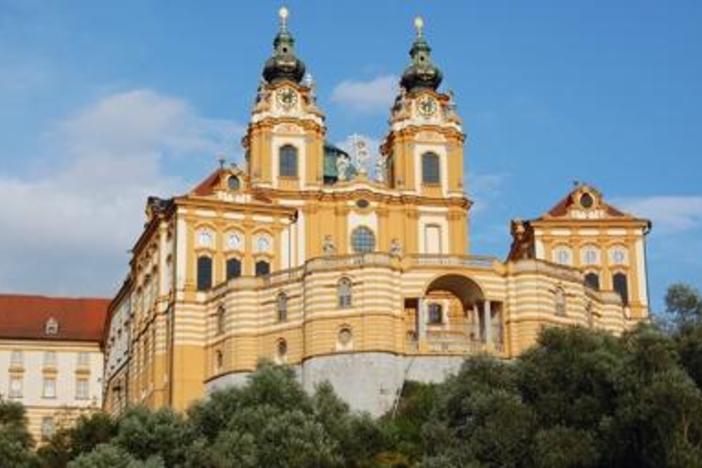 Vienna and the Danube: asset-mezzanine-16x9