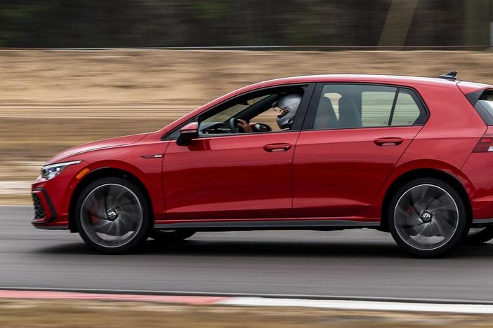 2023 Volkswagen Golf GTI & 2023 Nissan Z: asset-mezzanine-16x9