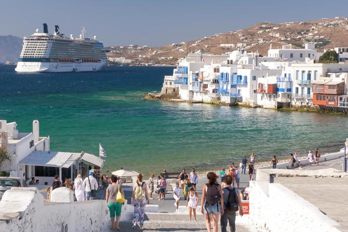 Greek Islands: Santorini, Mykonos, and Rhodes: asset-mezzanine-16x9
