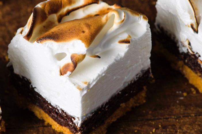 Bundt Cake, Butter Bars & Meringue: asset-mezzanine-16x9