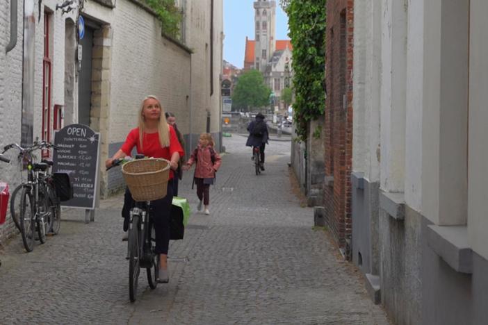 Curious Bruges: asset-mezzanine-16x9