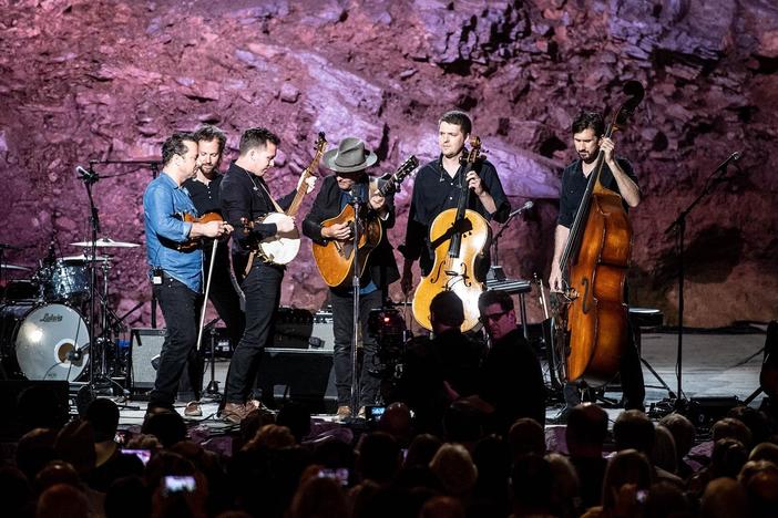 Gregory Alan Isakov: asset-mezzanine-16x9