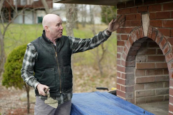 E39 | Pizza Oven Repair, What Is It? | Ask This Old House: asset-mezzanine-16x9