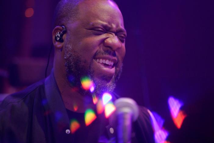 Robert Glasper's Black Radio: asset-mezzanine-16x9