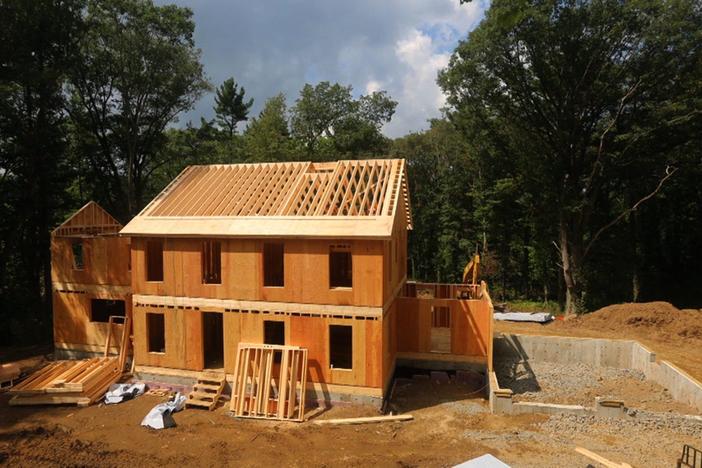 North Shore Farmhouse | North Shore Framezilla : asset-mezzanine-16x9