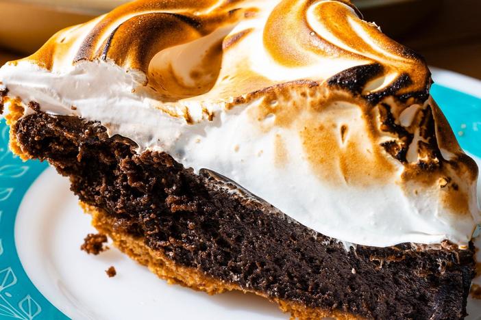 Darn Good Desserts: asset-mezzanine-16x9