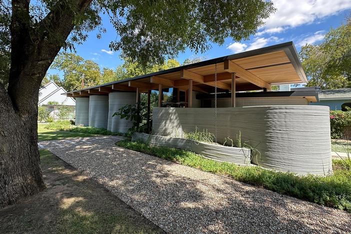 E15 | 3D Printed Homes, Square Bowl | Ask This Old House: asset-mezzanine-16x9