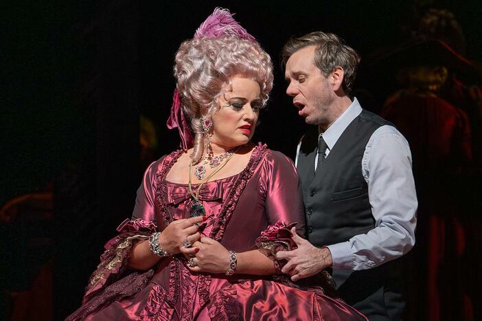 Great Performances at the Met: Les Contes d'Hoffmann: asset-mezzanine-16x9