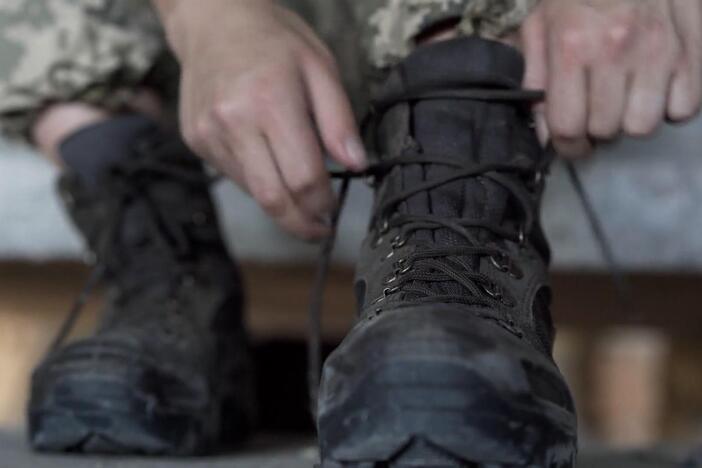 Women in Combat; Democrats & Special Elections: asset-mezzanine-16x9