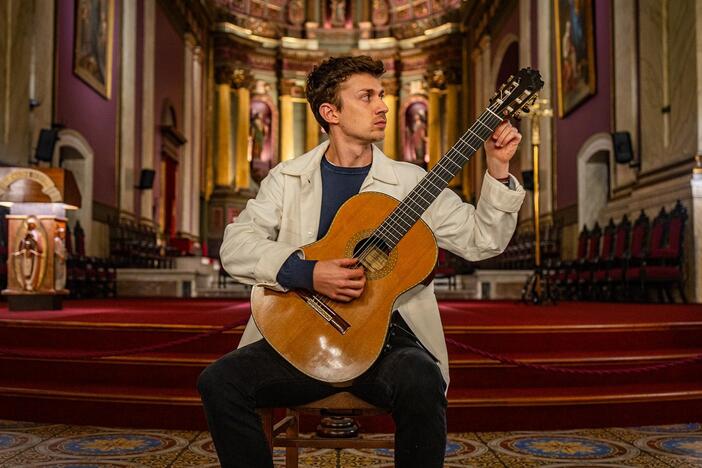 Now Hear This "Barrios: Chopin of the Guitar": asset-mezzanine-16x9