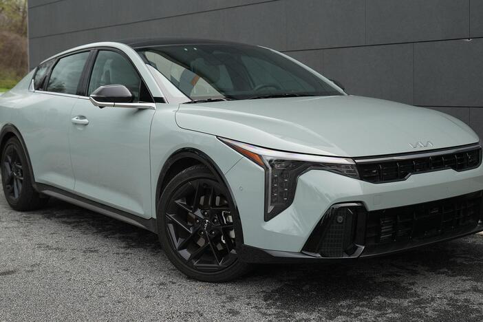 2025 Kia K4 & 2025 Mazda CX-50 Hybrid: asset-mezzanine-16x9