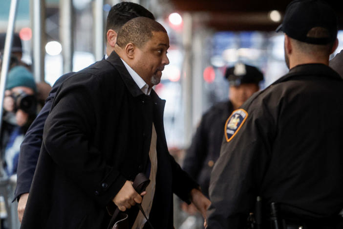Manhattan District Attorney Alvin Bragg walks outside the District Attorney's offices as Bragg's office investigates $130,000 paid in the final weeks of former U.S. President Donald Trump's 2016 election campaign to Stormy Daniels, a porn star who said she had a sexual encounter with Trump in 2006 when he was married to his current wife Melania, in New York City, U.S. March 27, 2023.  Photo by Amanda Perobelli/REUTERS
