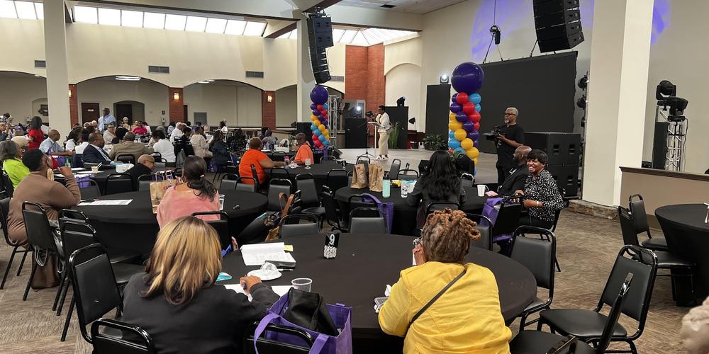 Fayron Epps speaks to conference attendees at the inaugural Alter Dementia Summit. 