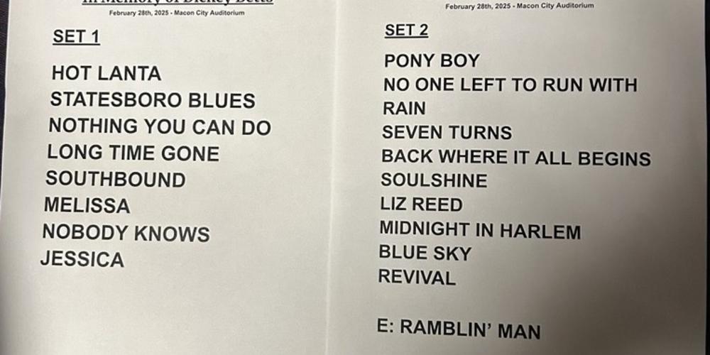 The setlist for the concert included some of the Allman Brothers Band's best-loved hits as well as late guitarist Dickey Betts' favorites.