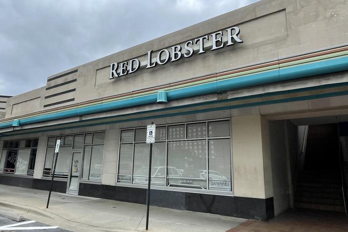 This Red Lobster in Maryland was among dozens of locations that closed abruptly ahead of the restaurant's bankruptcy filing.